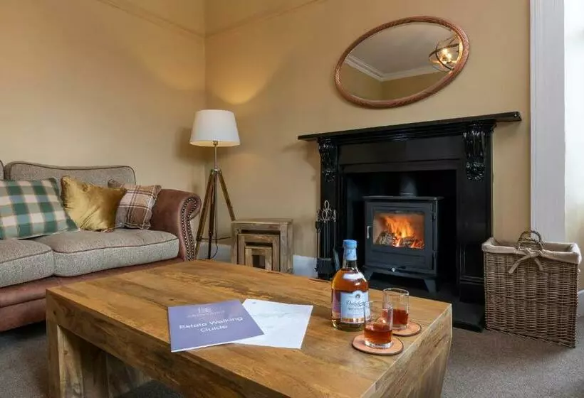 Inverpattack Lodge
