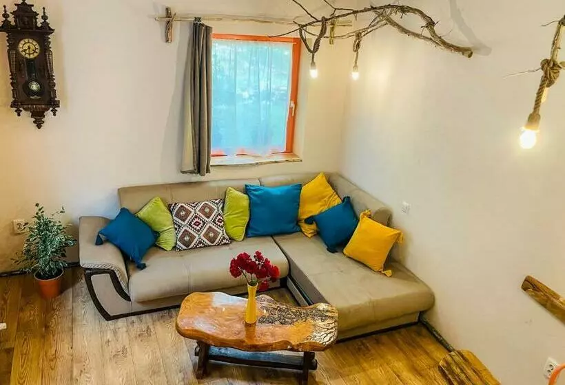 Viewtopia The Secret Land