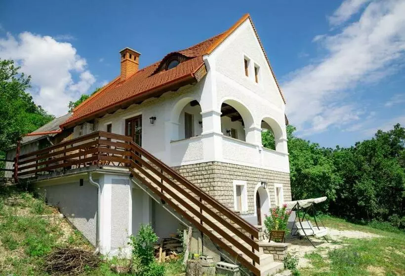 Fishing & Golf Kisleshegy Balatonudvari Vendégház