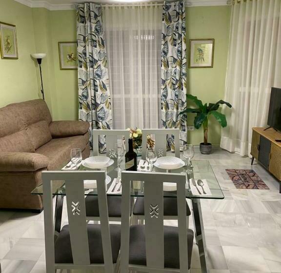 Apartamento Céntrico “los Pajaritos” Con Garaje