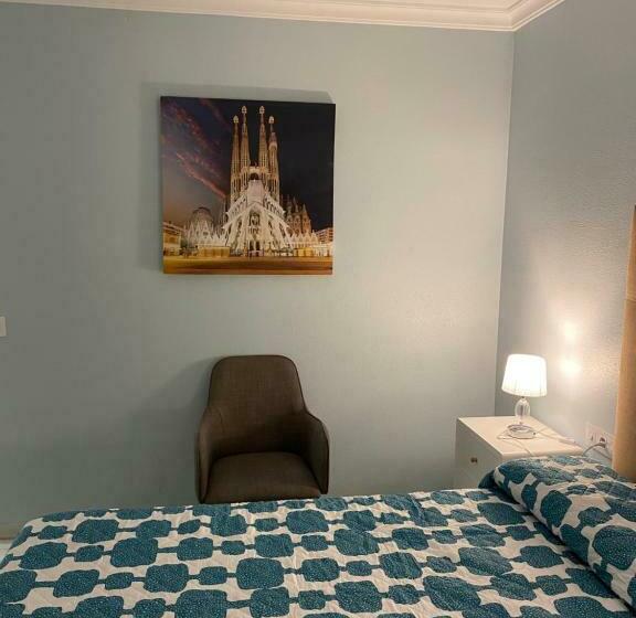 Apartamento Céntrico “los Pajaritos” Con Garaje