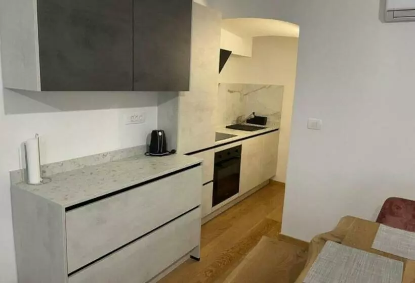 Khan Apartments 2