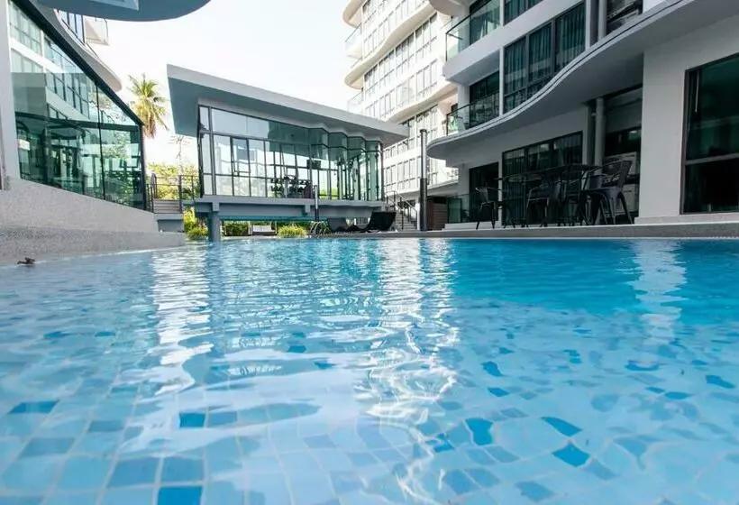 Sea Zen Condominium Bang Saray