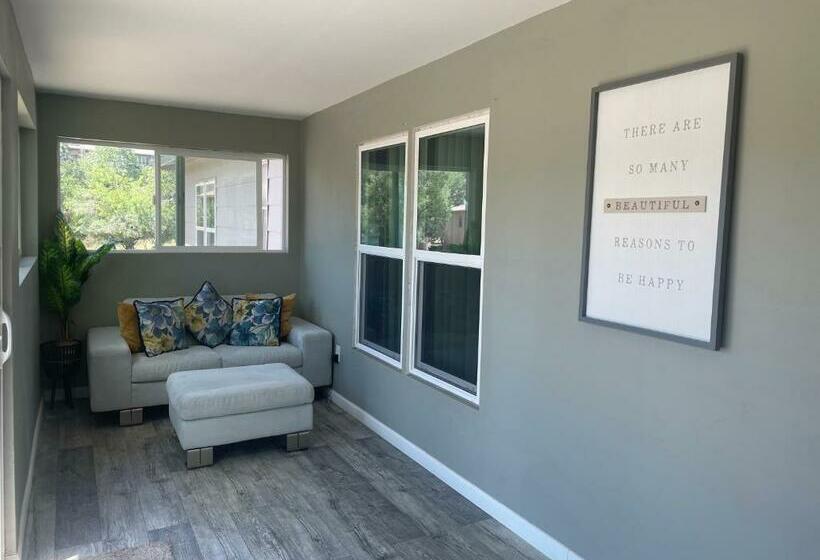 Sedona Vista To Red Rock Pets Friendly And Hot Tub