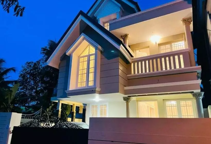 The Oval House   Approved By Kerala Tourism   Exclusively For Families