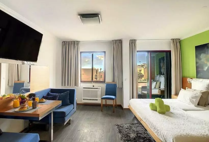 The Seaview Studio By Lovelystay