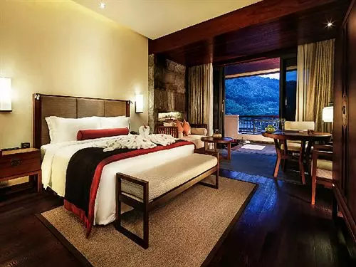 DoubleTree Resort by Hilton Hotel Hainan - Qixianling Hot Spring