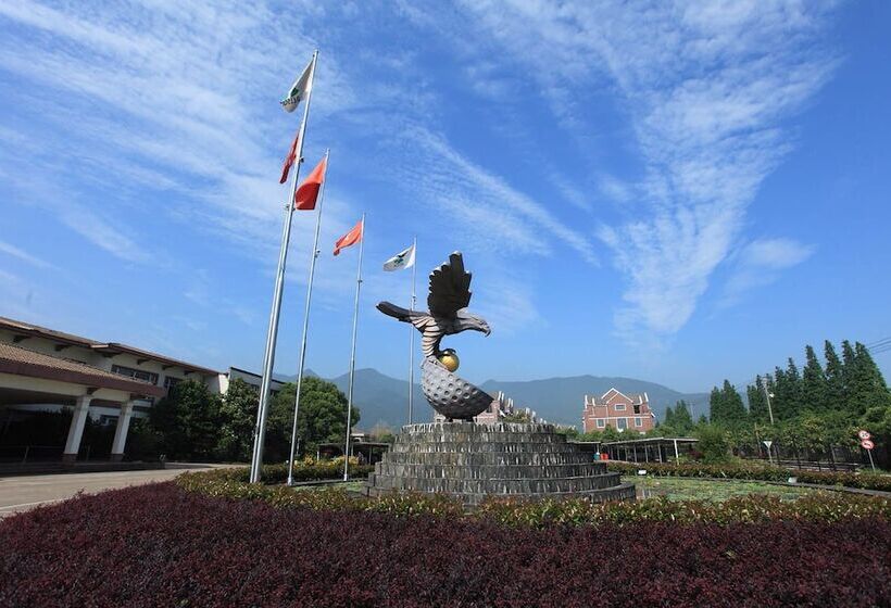 Otel Ningbo Delson Green World Golf Resort