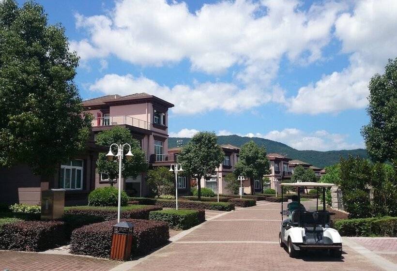 Otel Ningbo Delson Green World Golf Resort