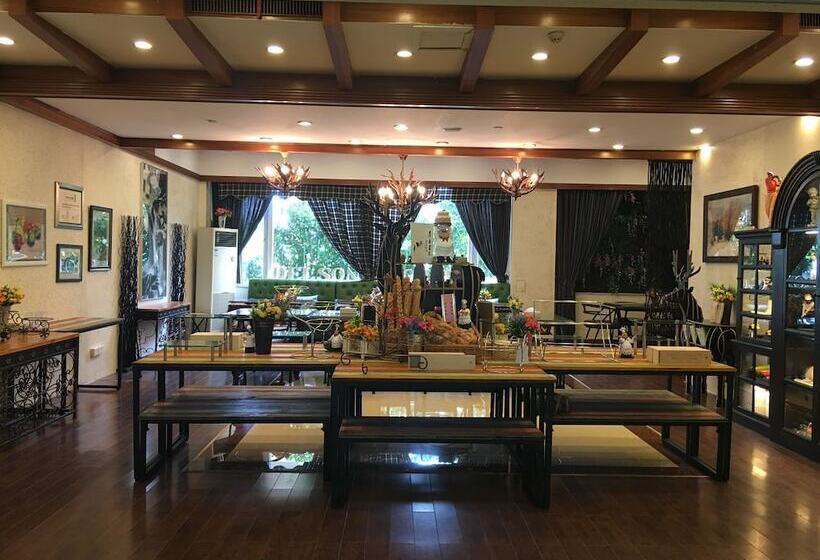 Otel Ningbo Delson Green World Golf Resort