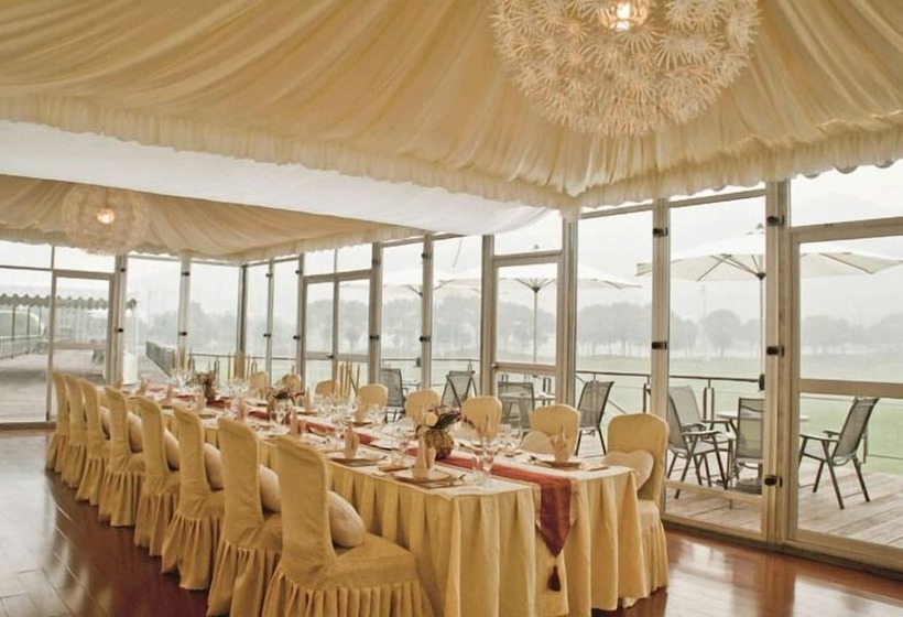 Otel Ningbo Delson Green World Golf Resort