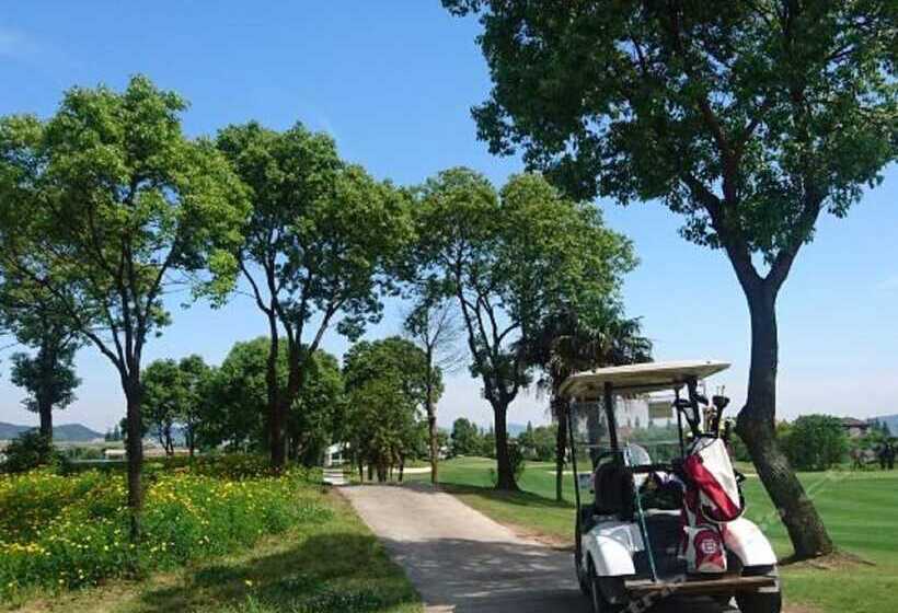 Otel Ningbo Delson Green World Golf Resort