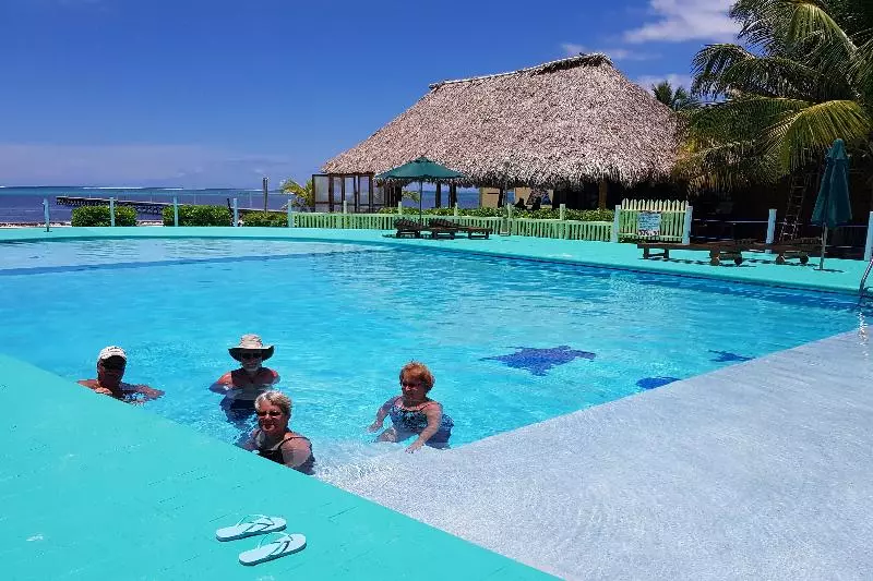 호텔 Royal Caribbean Resort