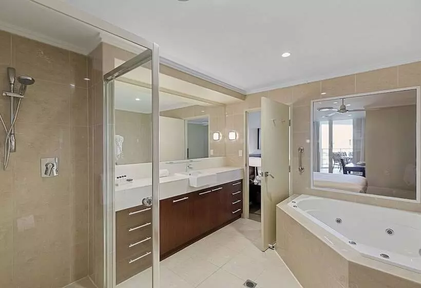 Oaks Hervey Bay Resort And Spa