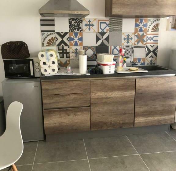 Gite 3 étages Dans Ruelle Au Calme