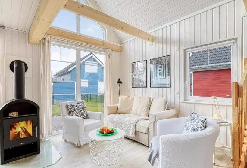 Beautiful Home In Zerpenschleuse With Wifi