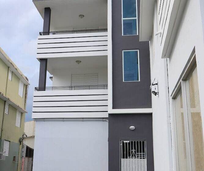 Mavs Boutique At Ponce