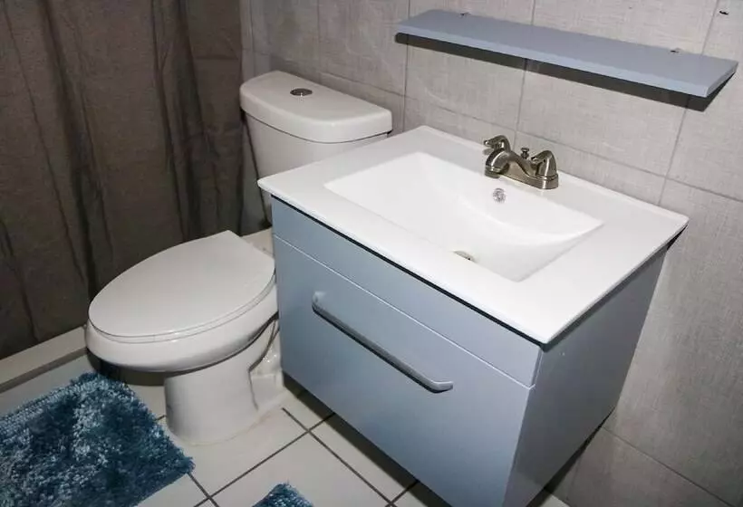 Mavs Boutique At Ponce