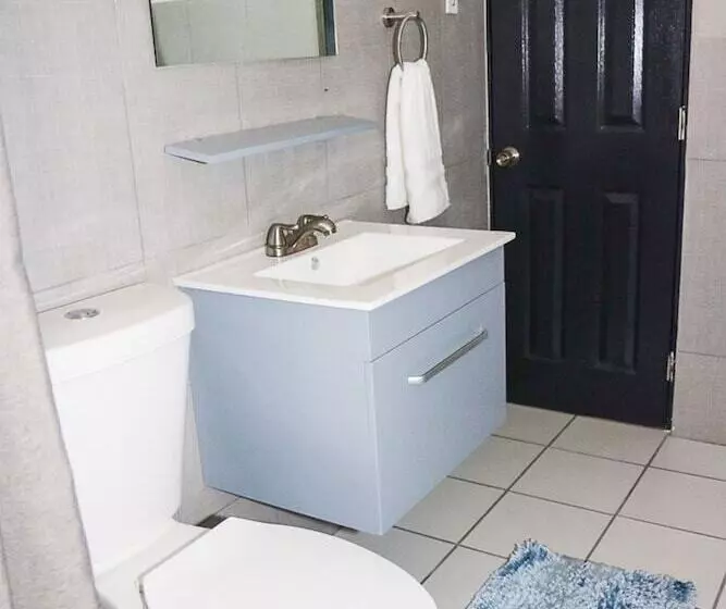 Mavs Boutique At Ponce