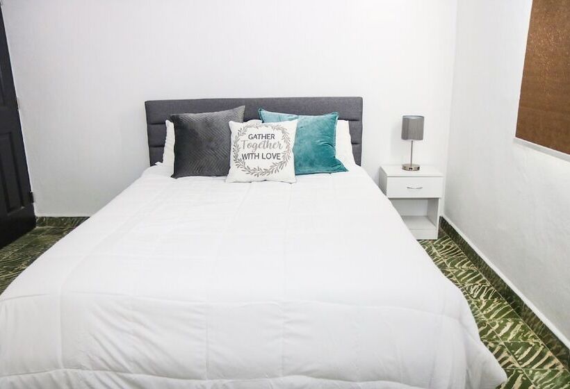 Mavs Boutique At Ponce