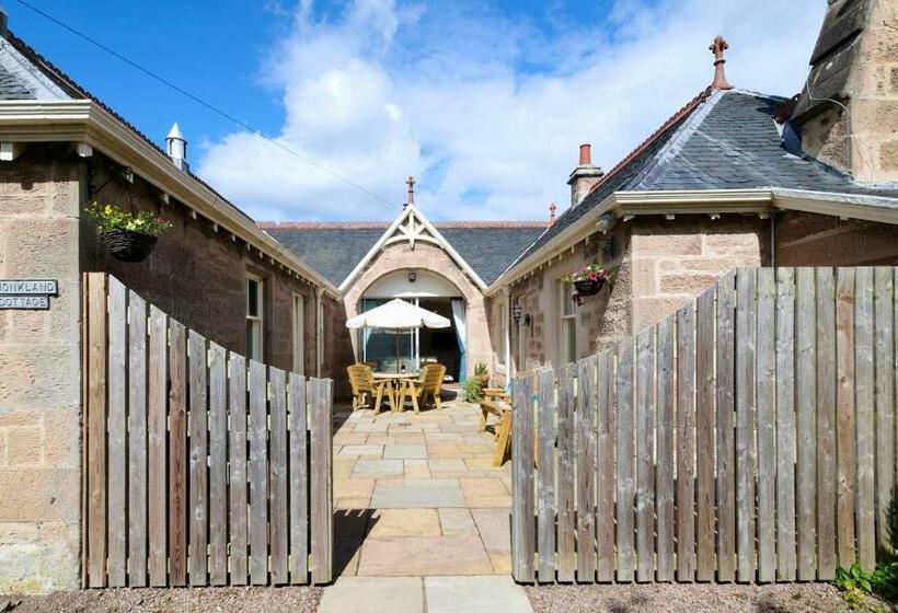 Monkland Cottage