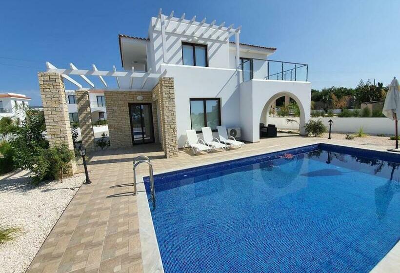 St. Georgiana Villa 7