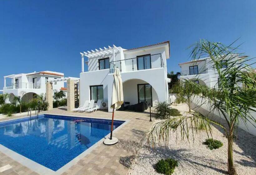 St. Georgiana Villa 7