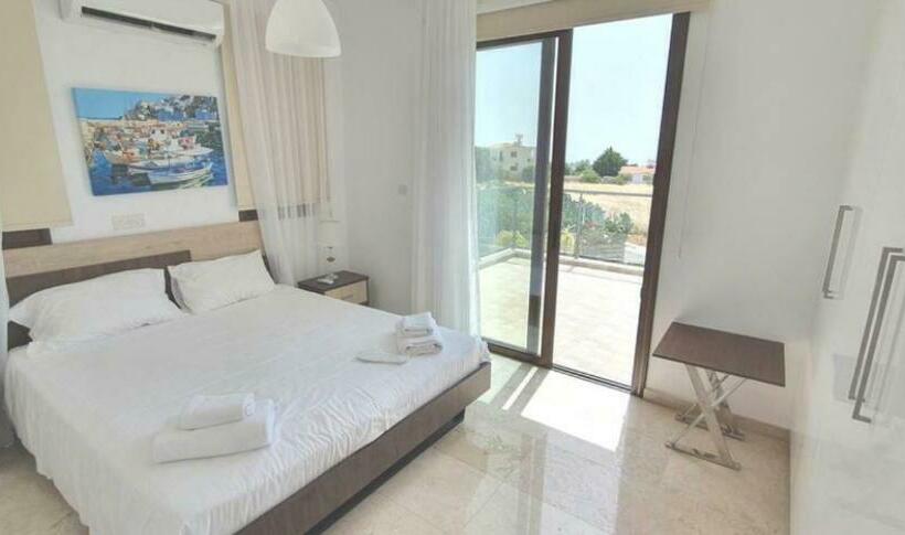 St. Georgiana Villa 7