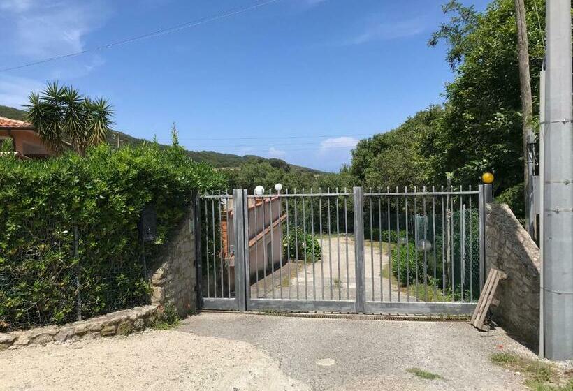 Villa Marciana Marina