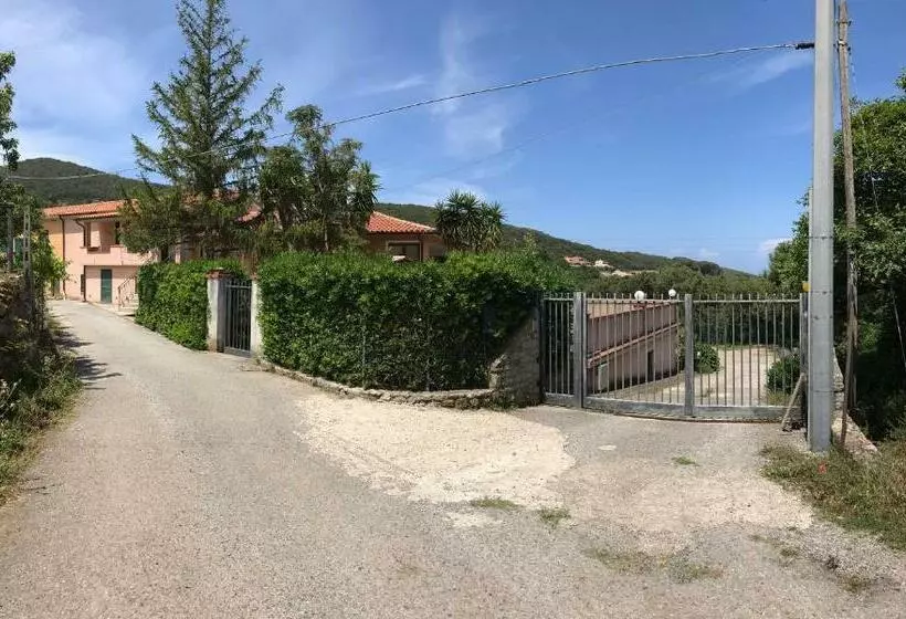 Villa Marciana Marina