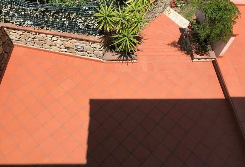 Villa Marciana Marina