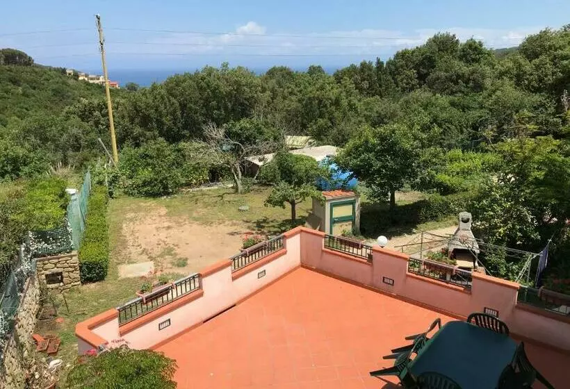 Villa Marciana Marina