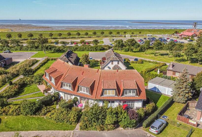 Cozy Apartment In Friedrichskoog With Kitchen