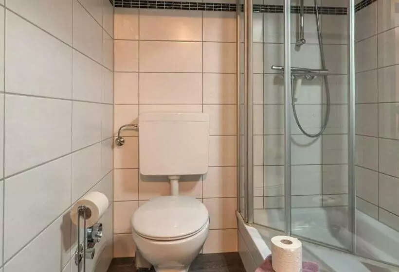 Cozy Apartment In Friedrichskoog With Kitchen