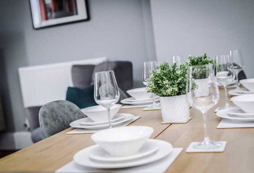 Host Apartments The Bank Apt