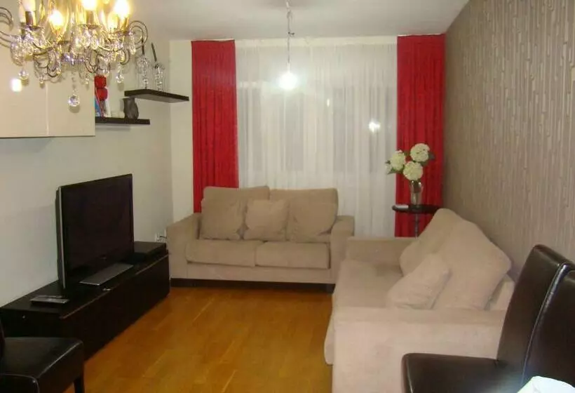 Piso Alisal Con Garaje