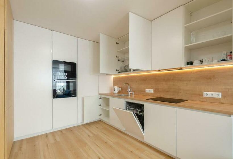 13129 Nivki Park Cozy Apartment