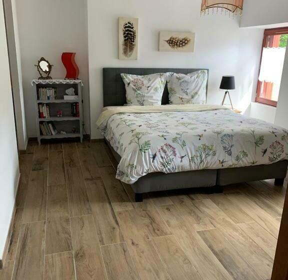 Le Clos Des Buis 2 Gîtes 6ch 4 Sdb 4 Wc