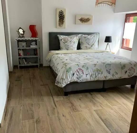 Le Clos Des Buis 2 Gîtes 6ch 4 Sdb 4 Wc