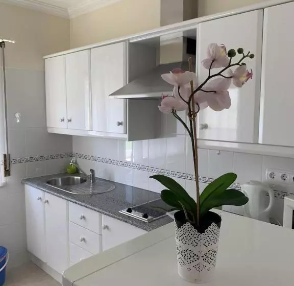 Santa Barbara Healthcare & Villas