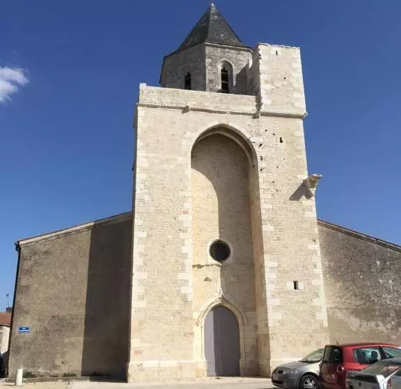 Studio 35m2 Dans Joli Village Proche Mer