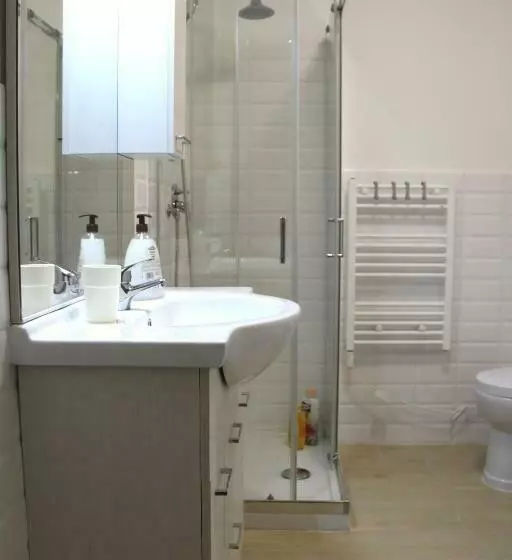 Along The Canal Smart Flat Naviglio   4 People