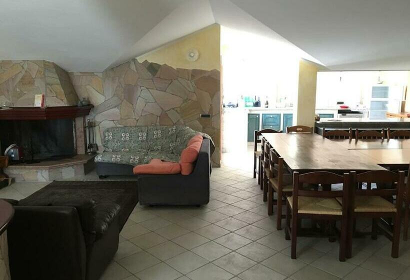 Huge And Modern Private Apartment