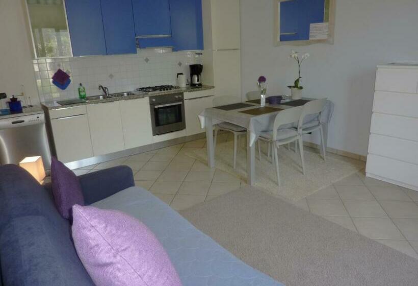 Apartment Azzurra Mit Terrasse Wenige Schritte Zum Strand Inkl Parkplatz