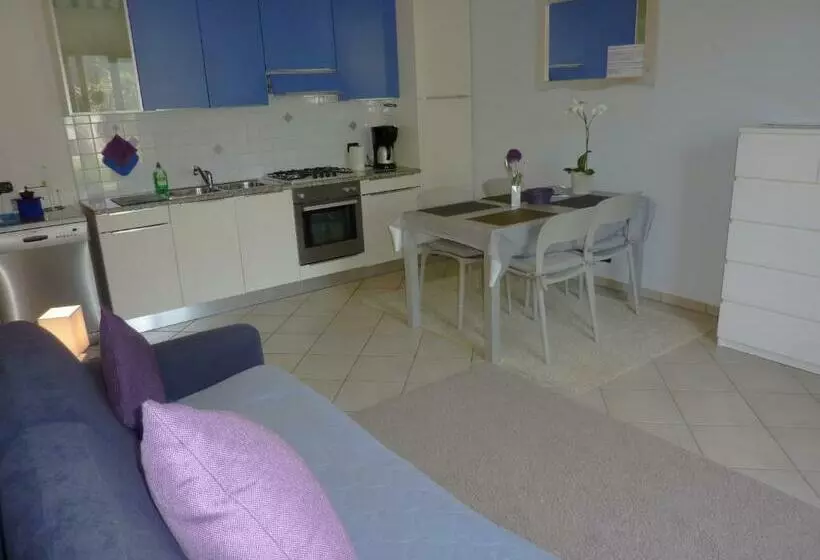 Apartment Azzurra Mit Terrasse Wenige Schritte Zum Strand Inkl Parkplatz