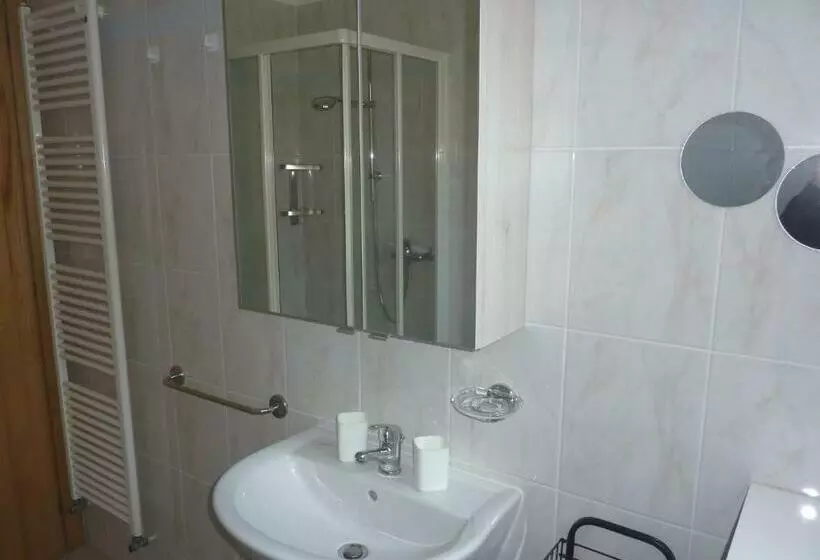 Apartment Azzurra Mit Terrasse Wenige Schritte Zum Strand Inkl Parkplatz