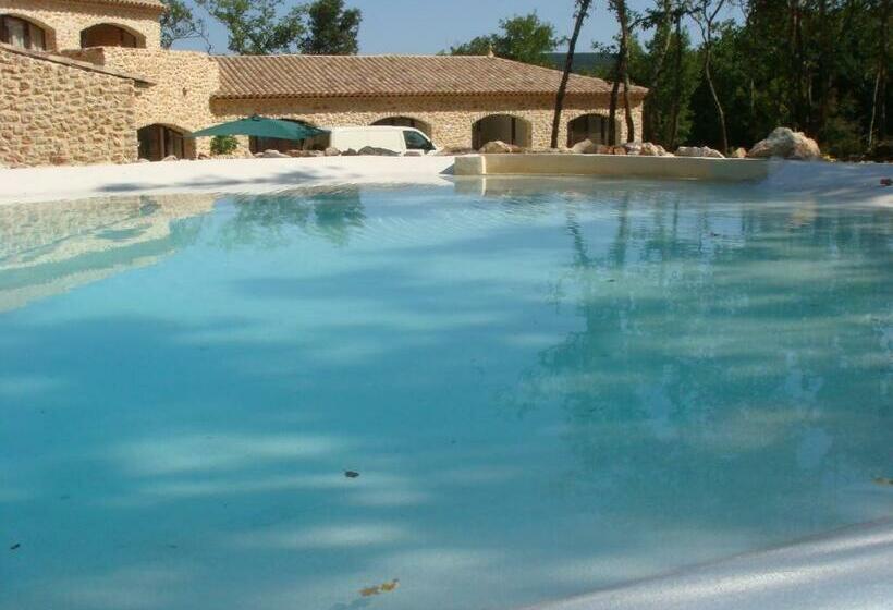 Le Mas Des Souris Blondes