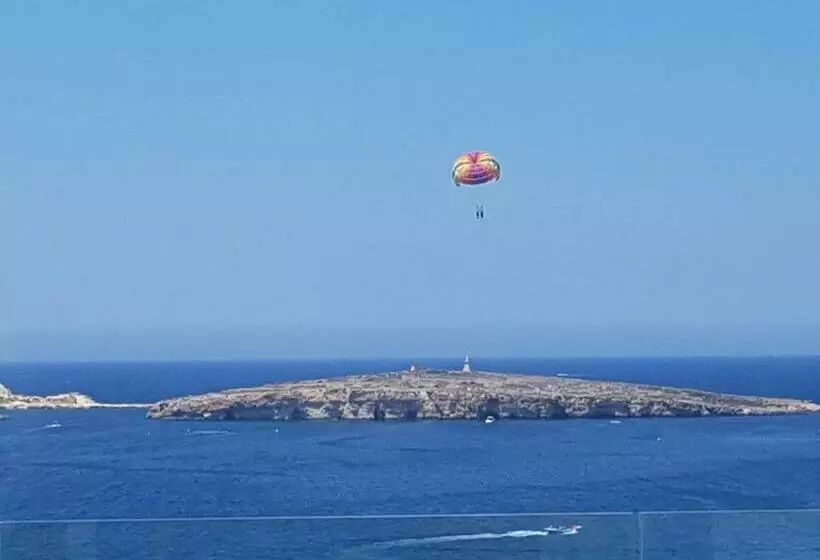 36 Triq Luigi Preziosi