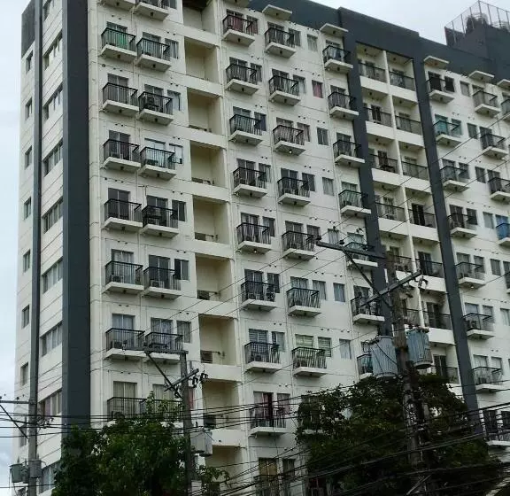 Cityscape Residences 1102