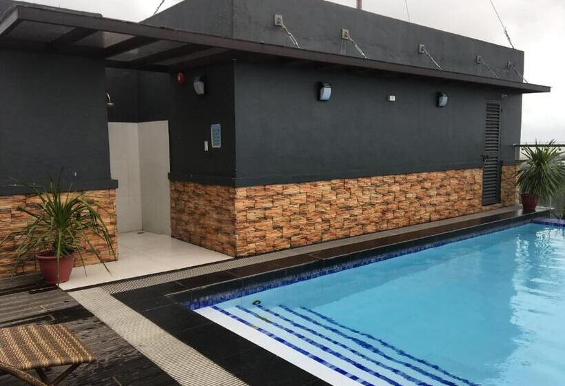 Cityscape Residences 1102